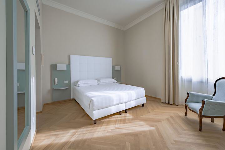 Room 41 of 67