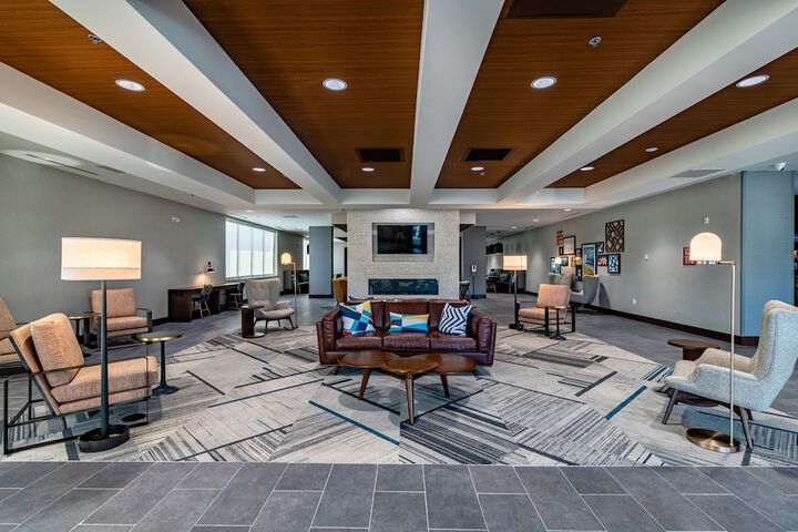 Hotel Interior 4 of 13