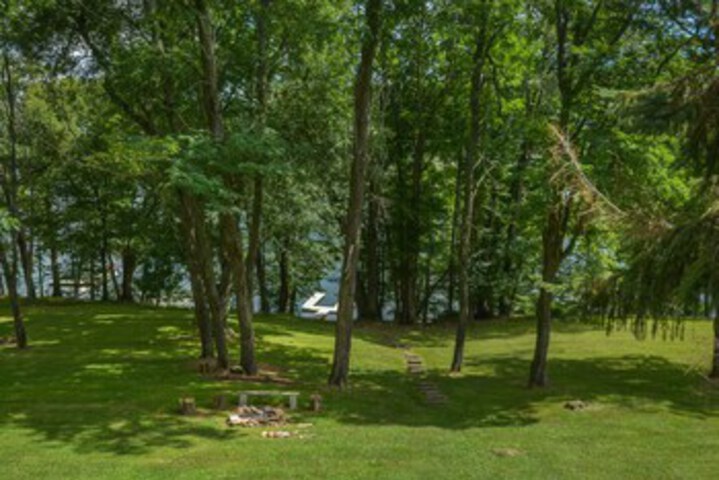 Property Grounds 23 of 30
