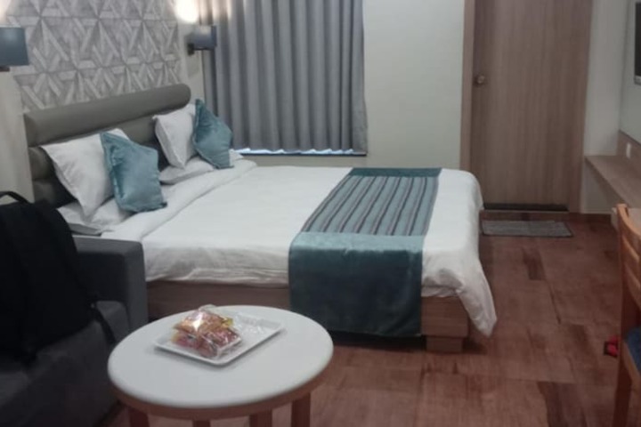 HOTEL EVERLAND Rajkot