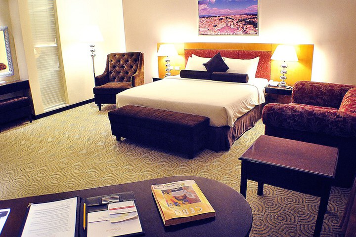 Room 10 of 95