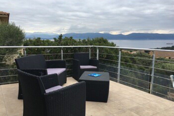 Terrace/Patio 11 of 12