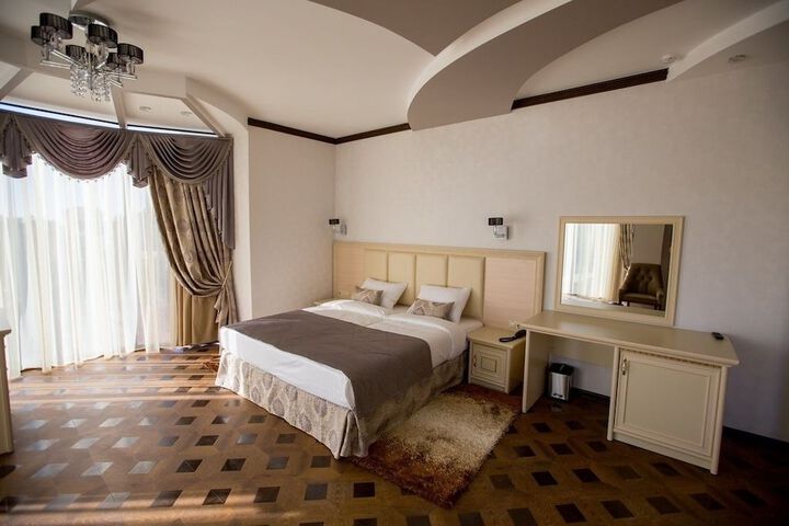 Room 7 of 54