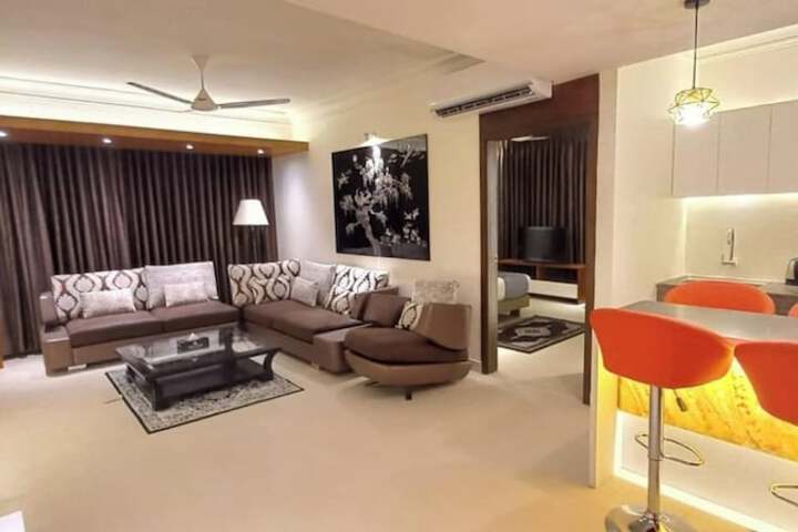 Room 17 of 22