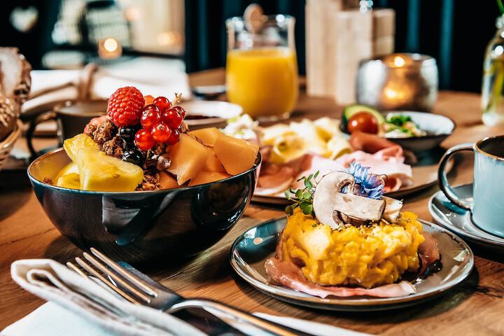 Breakfast/Coffee Service 53 of 60