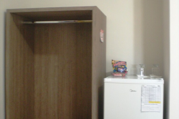 Room 28 of 56