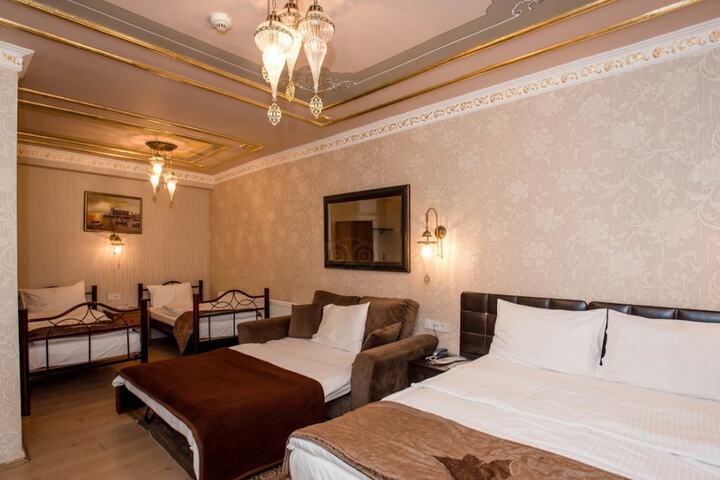 Room 32 of 119