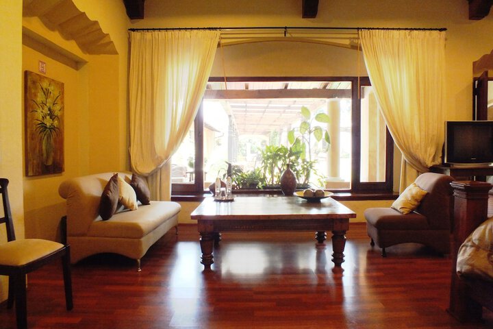 Room 15 of 34