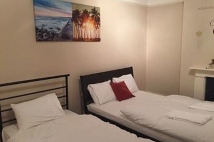Room 9 of 47