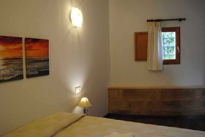 Room 5 of 82