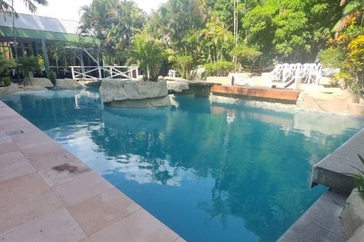 Hotel with Pool