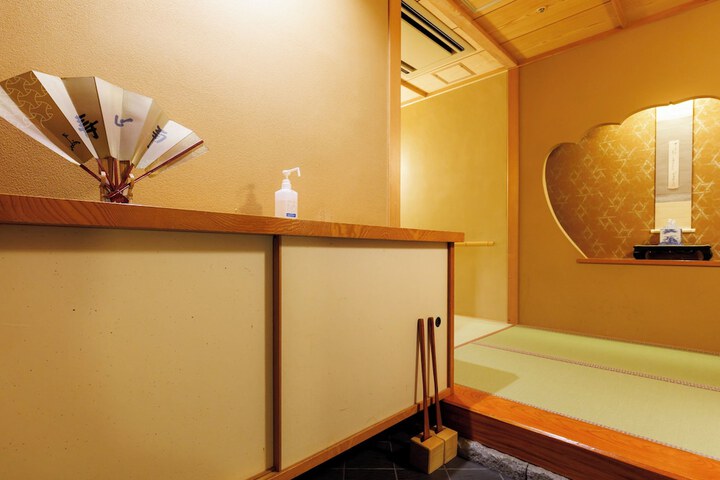 Room 25 of 175
