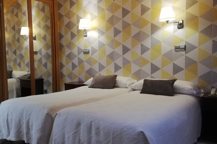 Room 19 of 74