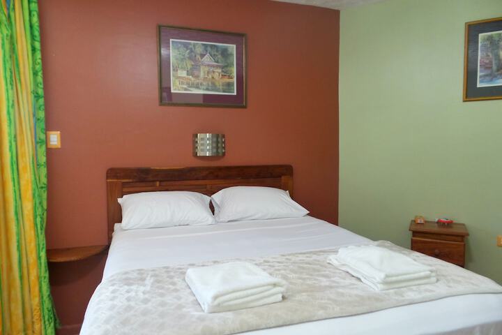 Room 4 of 31