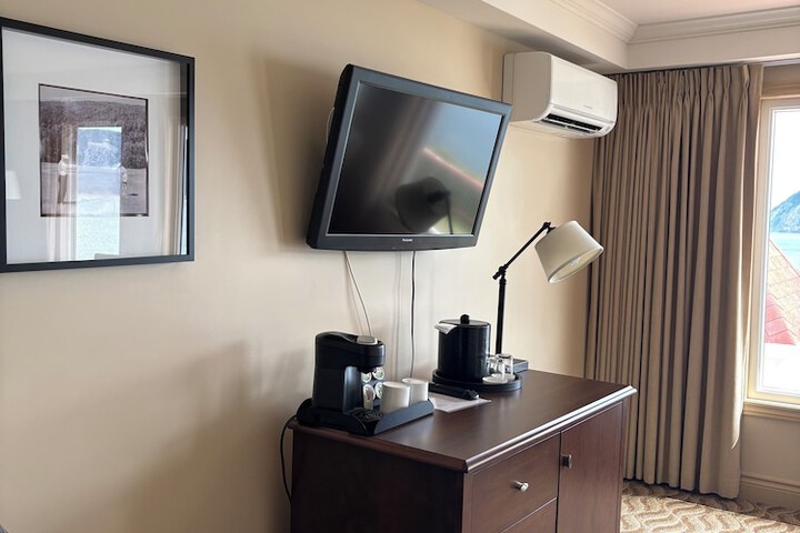 Room 14 of 41
