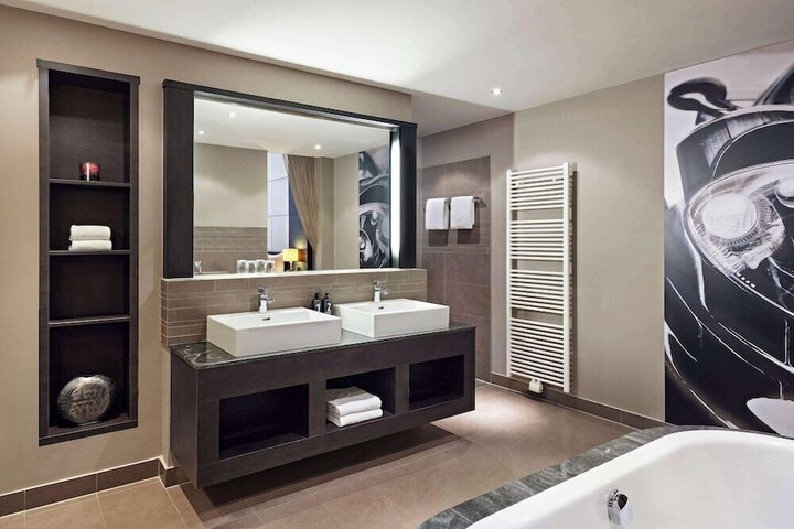 Room 20 of 51