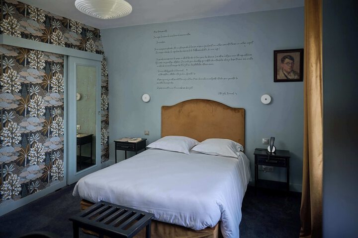 Room 21 of 75