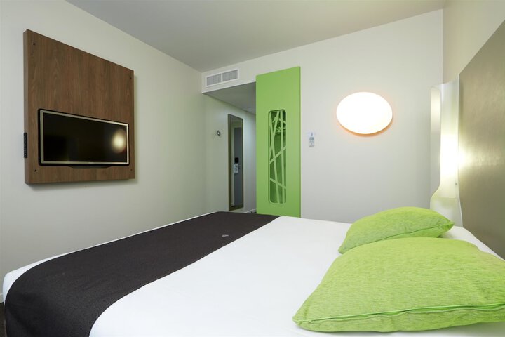Room 5 of 39