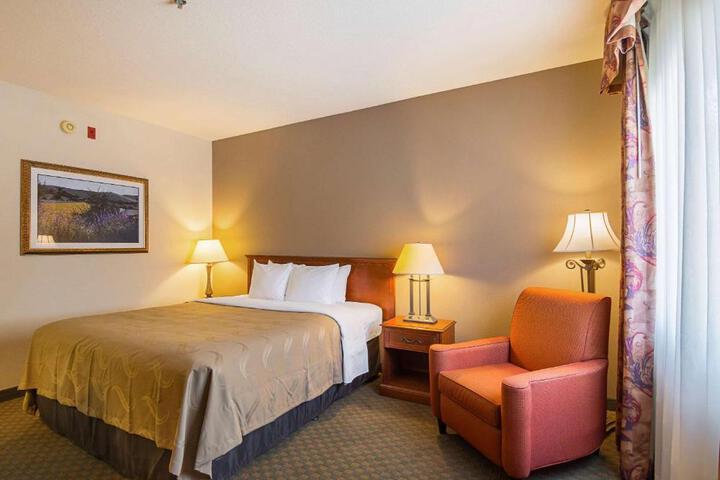 2 Double Beds (2 of 15)