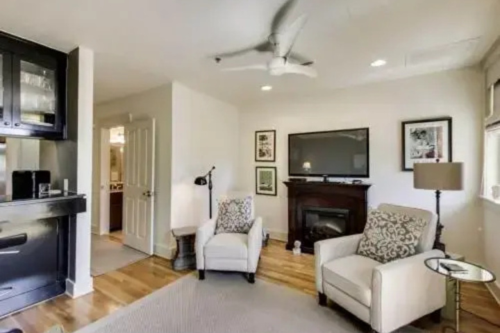 Image of Downtown Carillon 2-302 by Vacasa