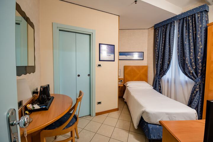 Room 59 of 116