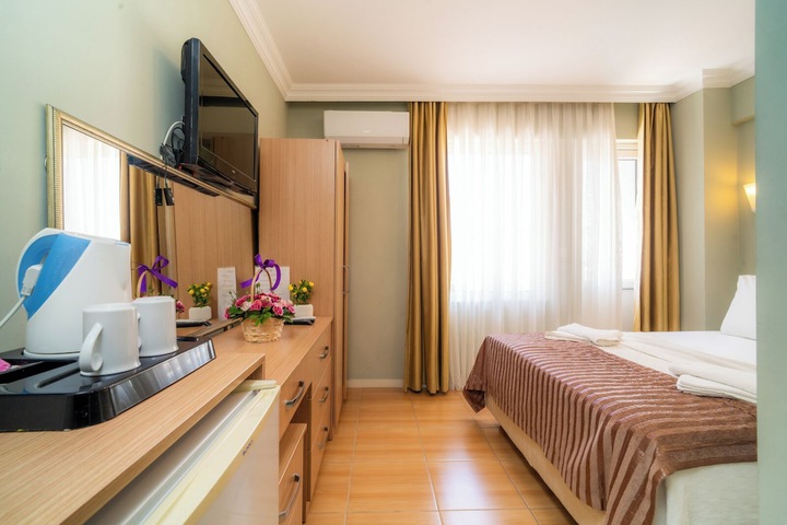 Room 33 of 56