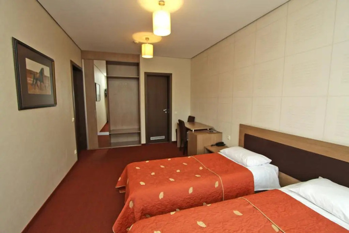 Photo 7