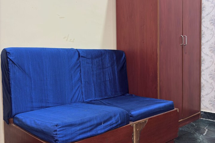 Room 14 of 31