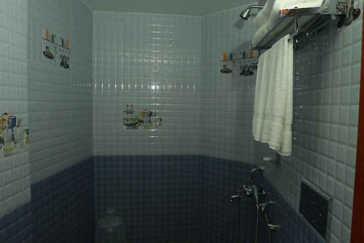 Room 22 of 43