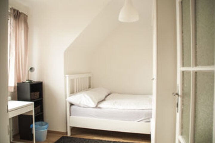 Room 44 of 81