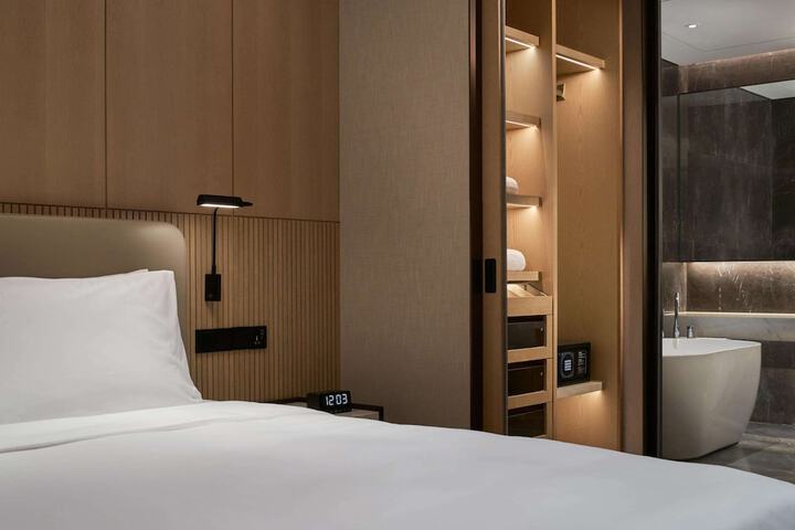 Room 30 of 55
