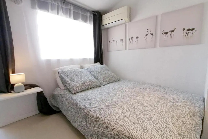 Room 3 of 10