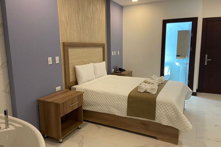 Room 21 of 63