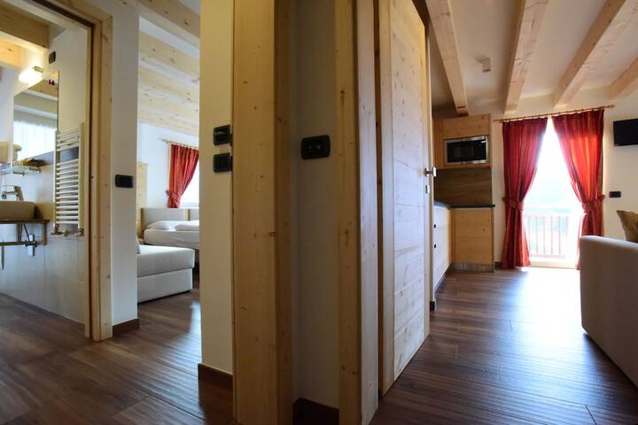 Room 21 of 43