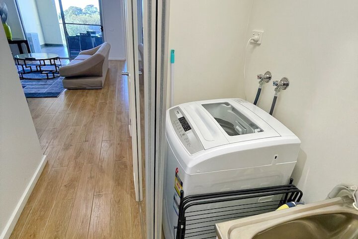 Laundry 33 of 43