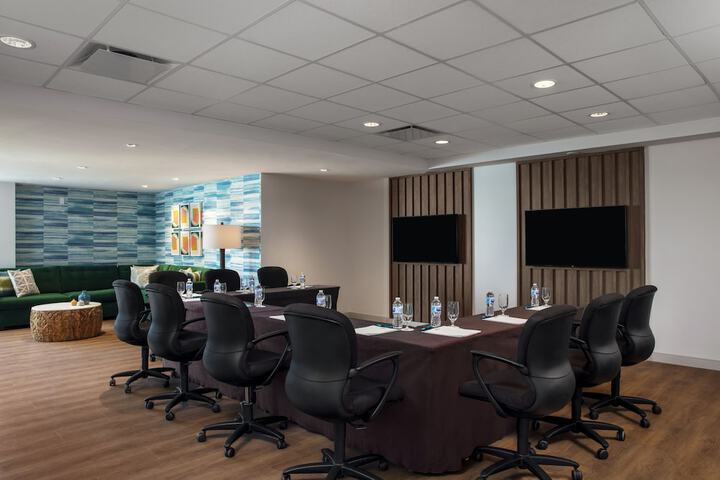 Business center