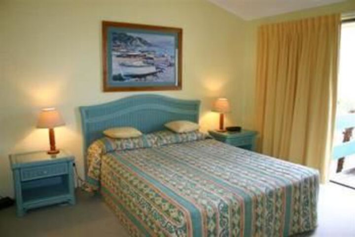 Room 5 of 28
