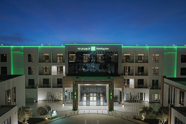 Hotel 72 of 80