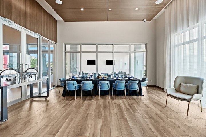 Meeting facility