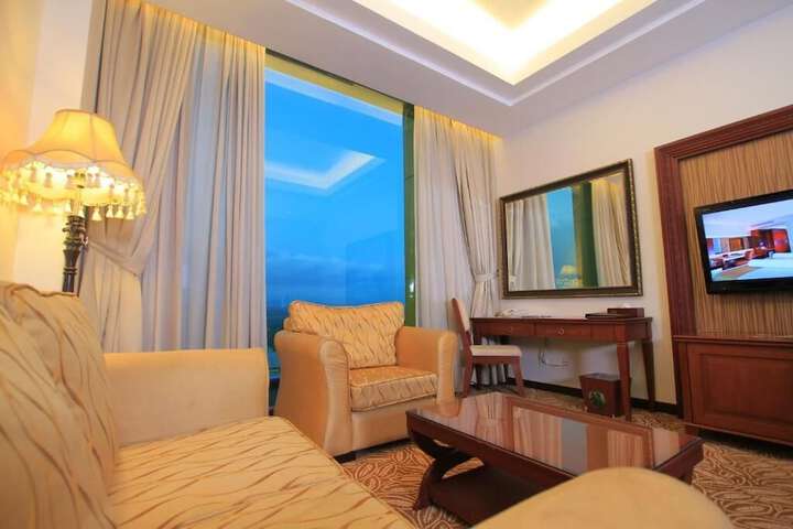Room 14 of 61