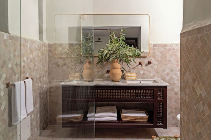 Bath Interior