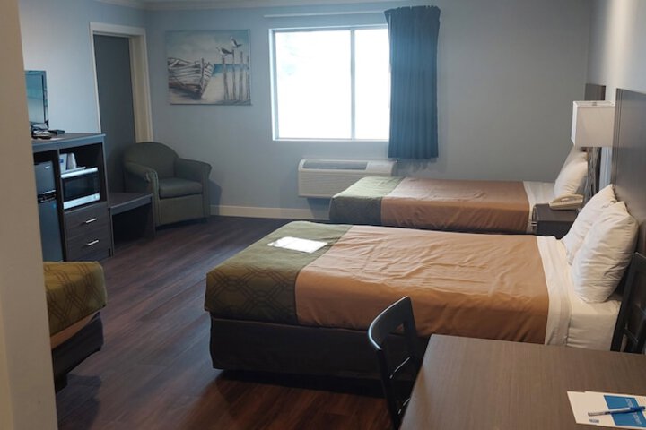 Room 9 of 22