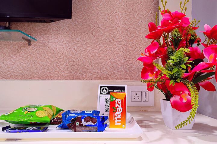 Room 15 of 49