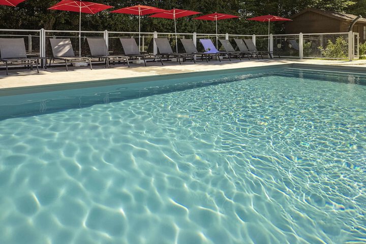 Pool Hotel