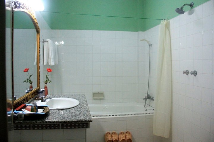 Room 20 of 63