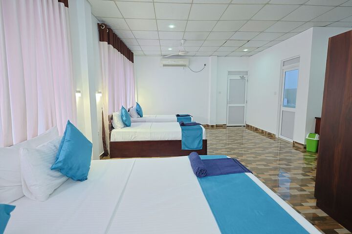 Room 5 of 35