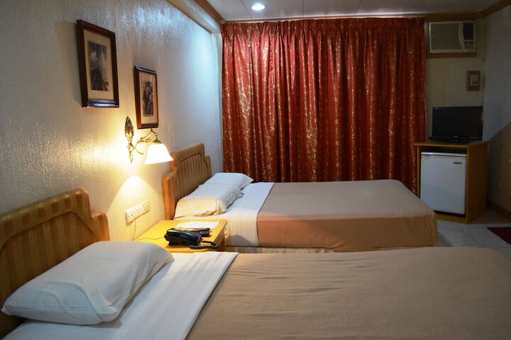 Room 17 of 64