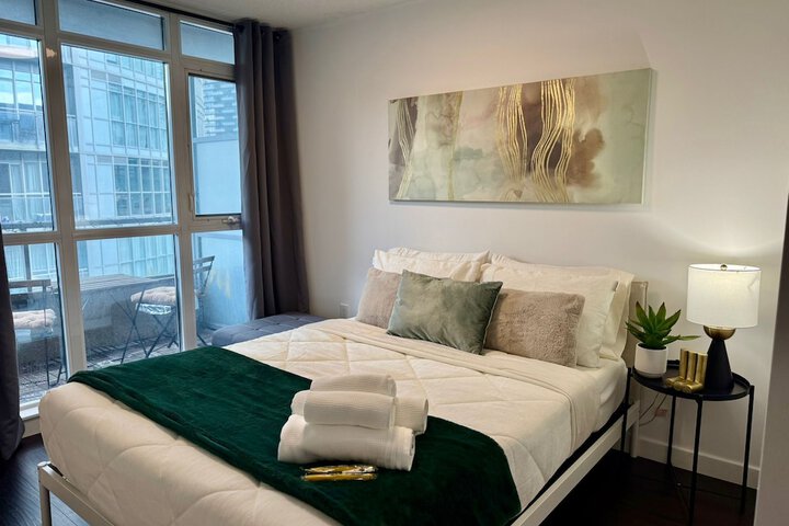 Room 12 of 61
