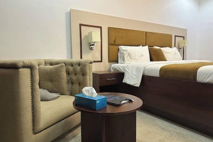 Room 15 of 60