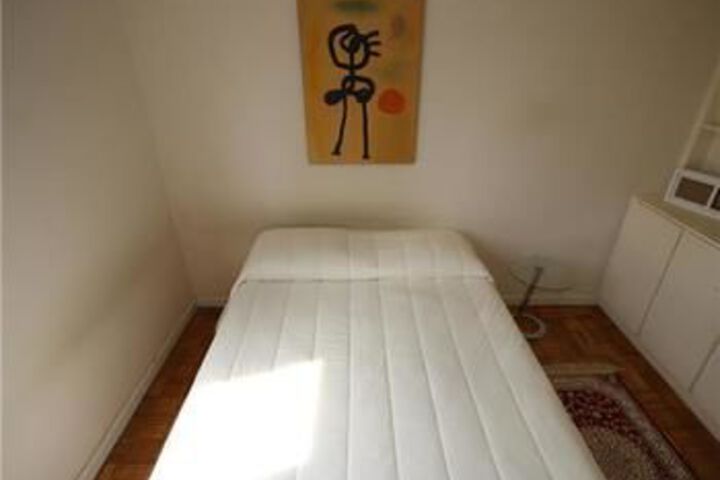 Room 30 of 62